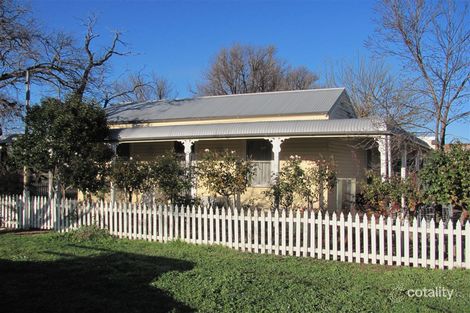 10 Murray St, Holbrook, NSW 2644