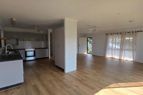 Property photo of 13 Tracey Close Woree QLD 4868