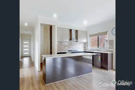 Property photo of 33 Iceberg Road Beaconsfield VIC 3807