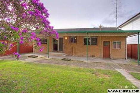 Property photo of 20 Seawind Terrace Berkeley Vale NSW 2261