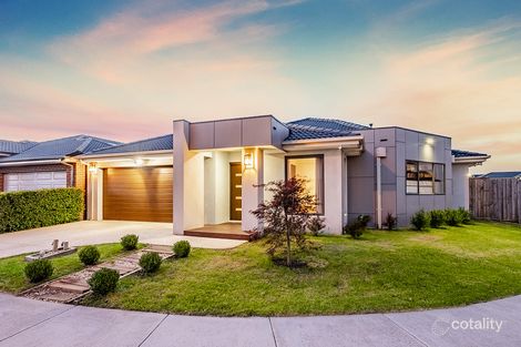Property photo of 33 Springbrook Drive Clyde North VIC 3978