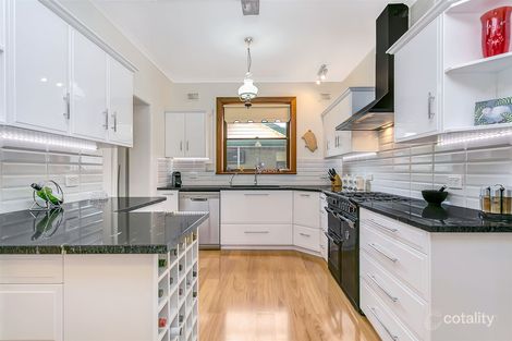 Property photo of 13 Vinall Street Dover Gardens SA 5048