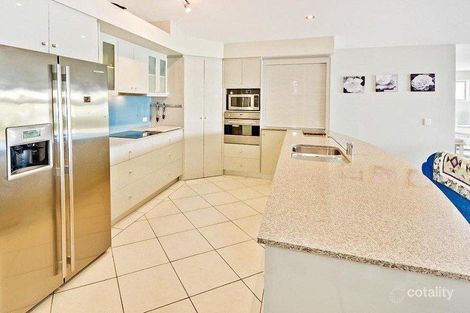 Property photo of 14 Airlie Crescent Pelican Waters QLD 4551