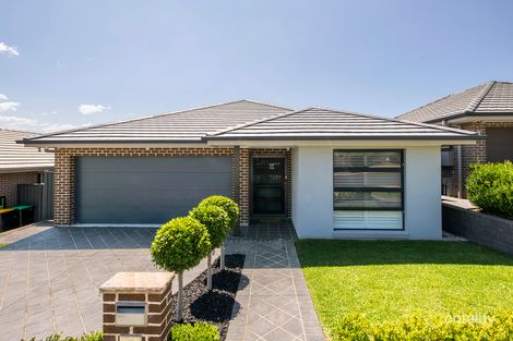 9 Flagship Rdge, Jordan Springs, NSW 2747