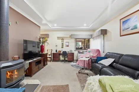 Property photo of 1 Comlaroi Street Urunga NSW 2455