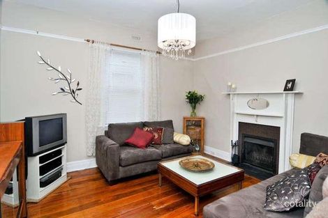 Property photo of 33 Dunstan Avenue Brunswick VIC 3056