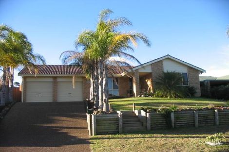 14 Lancaster Pde, Bateau Bay, NSW 2261