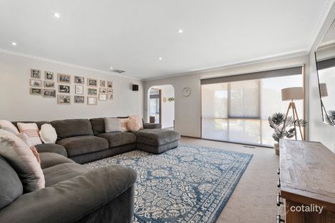 Property photo of 19 Melaleuca Crescent Langwarrin VIC 3910