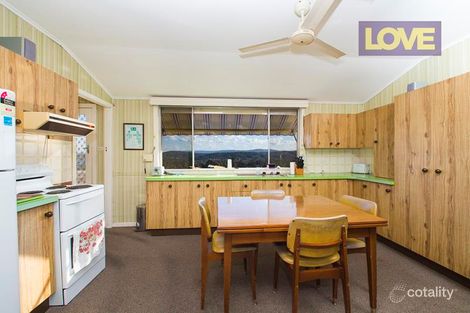 Property photo of 19 Davis Street Speers Point NSW 2284