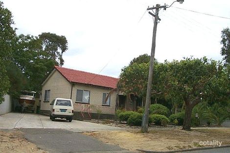 26 Ellison St, Willagee, WA 6156