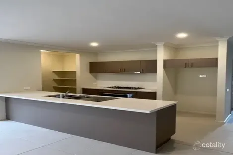 Property photo of 24 Stringybark Drive Donnybrook VIC 3064