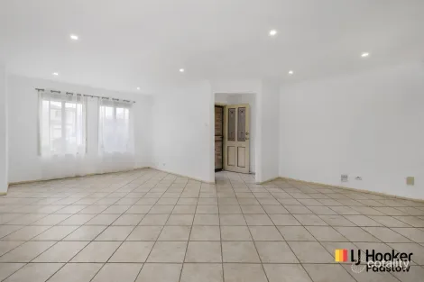 Property photo of 18 Fernleaf Court Wattle Grove NSW 2173