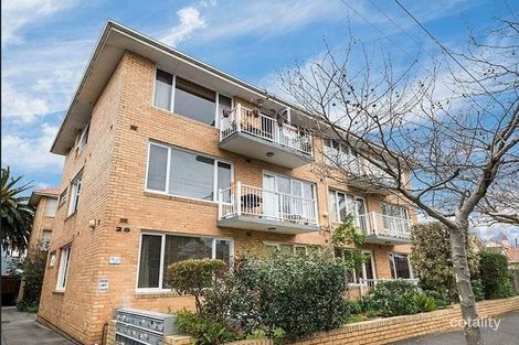 Property photo of 8/26 Beach Avenue Elwood VIC 3184