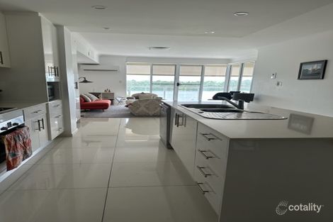 Property photo of 14/30-32 Fitzgerald Esplanade Innisfail QLD 4860