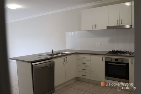 Property photo of 35 Melbourne Road Wadalba NSW 2259
