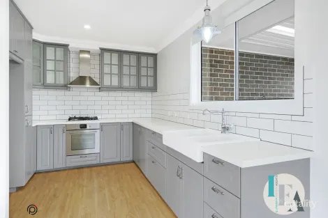 Property photo of 2/139 Central Avenue Oak Flats NSW 2529