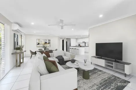 Property photo of 12 Treeline Place Durack QLD 4077