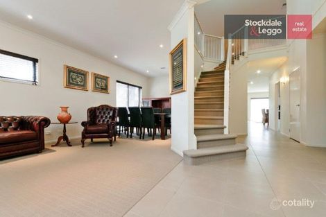 Property photo of 87 Northumberland Circuit Craigieburn VIC 3064