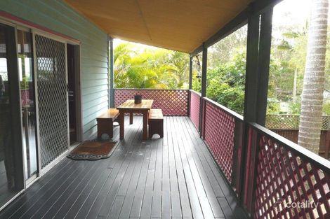 Property photo of 8 Escapade Avenue Diamond Beach NSW 2430
