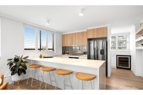 Property photo of 33/83 O'Connell Street Kangaroo Point QLD 4169