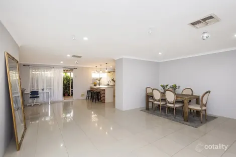 Property photo of 1 Jordan Place Wattle Grove WA 6107