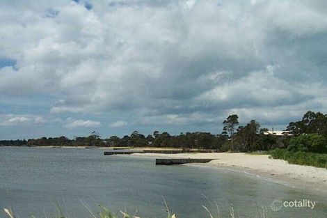 Property photo of 8 Victoria Parade Loch Sport VIC 3851