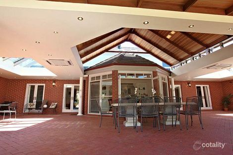 Property photo of 2 John Ball Place Werribee VIC 3030