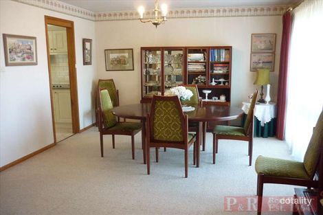 Property photo of 2 Roseanne Avenue Roselands NSW 2196