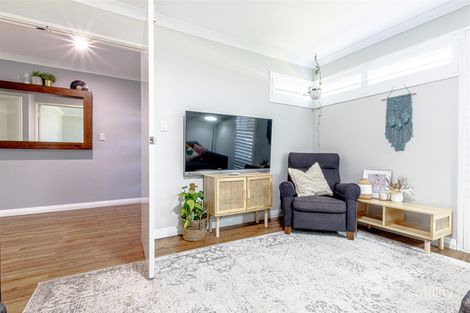 Property photo of 8 Nerium Way Sinagra WA 6065