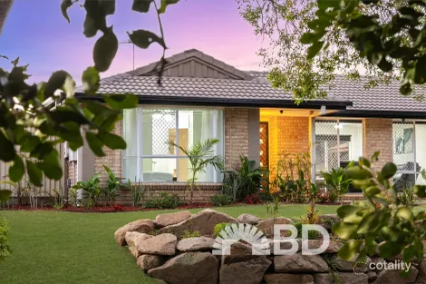 4 Tamarillo Cct, Narangba, QLD 4504