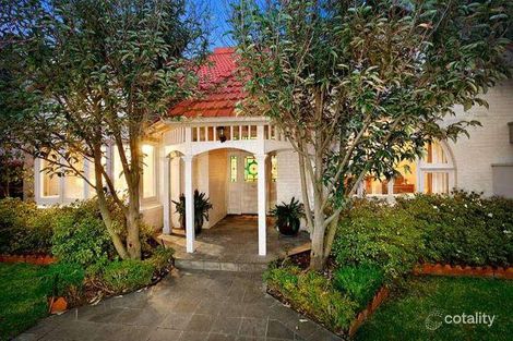 Property photo of 22 Oak Grove Brighton VIC 3186