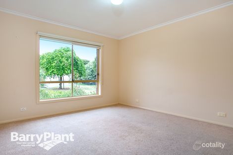 Property photo of 6 Warranilla Avenue Rosebud VIC 3939