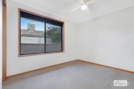 Property photo of 13 Sapphire Circuit West Wodonga VIC 3690