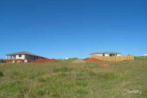 Property photo of 2 Pinnacle Court Avoca QLD 4670