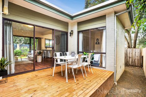 2/6 Canora St, Blackburn South, VIC 3130