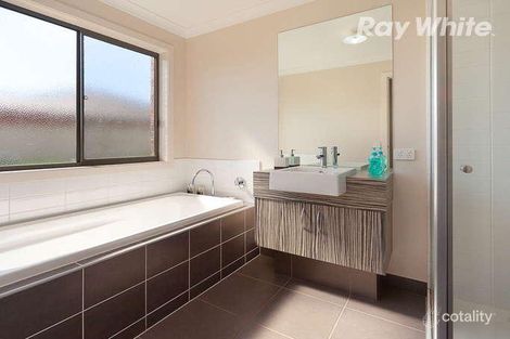 Property photo of 7 Boyd Court Baranduda VIC 3691