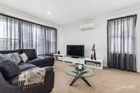 Property photo of 305 Forest Street Wendouree VIC 3355