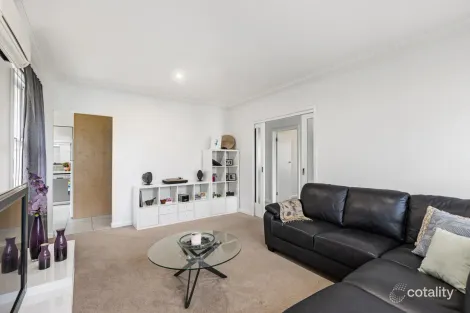 Property photo of 305 Forest Street Wendouree VIC 3355