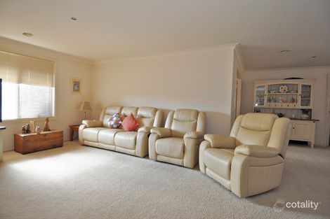 Property photo of 15 Willott Close Eglinton NSW 2795