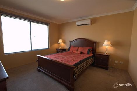 Property photo of 100 Waldburg Drive Tapping WA 6065