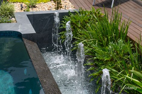 Property photo of 114A Hillview Crescent Whitfield QLD 4870