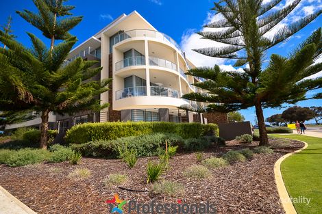 3/9 Halls Head Pde, Halls Head, WA 6210