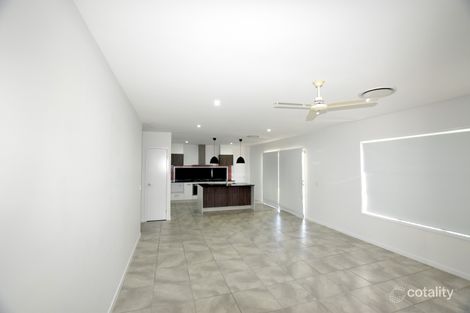 Property photo of 83 Daintree Boulevard New Auckland QLD 4680