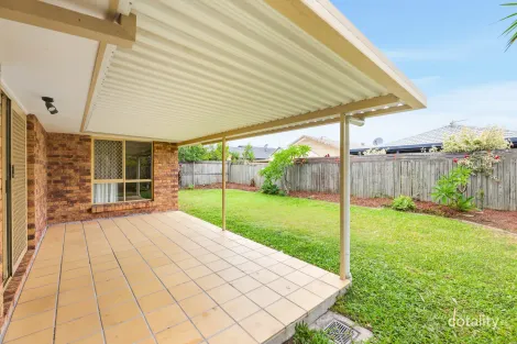 Property photo of 36 Cumberland Drive Varsity Lakes QLD 4227