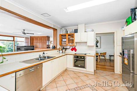 Property photo of 15 Catherine Road Bentleigh East VIC 3165