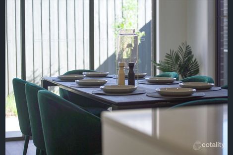 Property photo of 1 Fenway Boulevard Clyde North VIC 3978