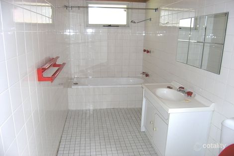 Property photo of 8 Stuart Street Blakehurst NSW 2221