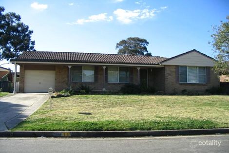 11 Grimmett Ct, St Clair, NSW 2759