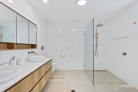 Property photo of 48 Inverness Way Parkwood QLD 4214