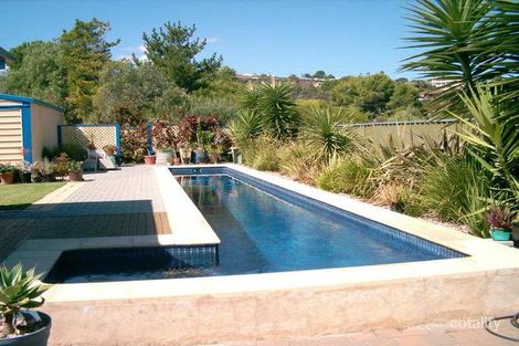 Property photo of 10 Murnada Street Hallett Cove SA 5158
